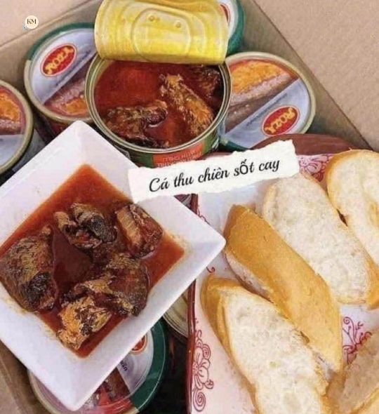 Cá Thu Sốt Tương Ớt Lốc 4 Hộp – Cá Thu Hộp Sốt Cay Ngon Tiện Lợi